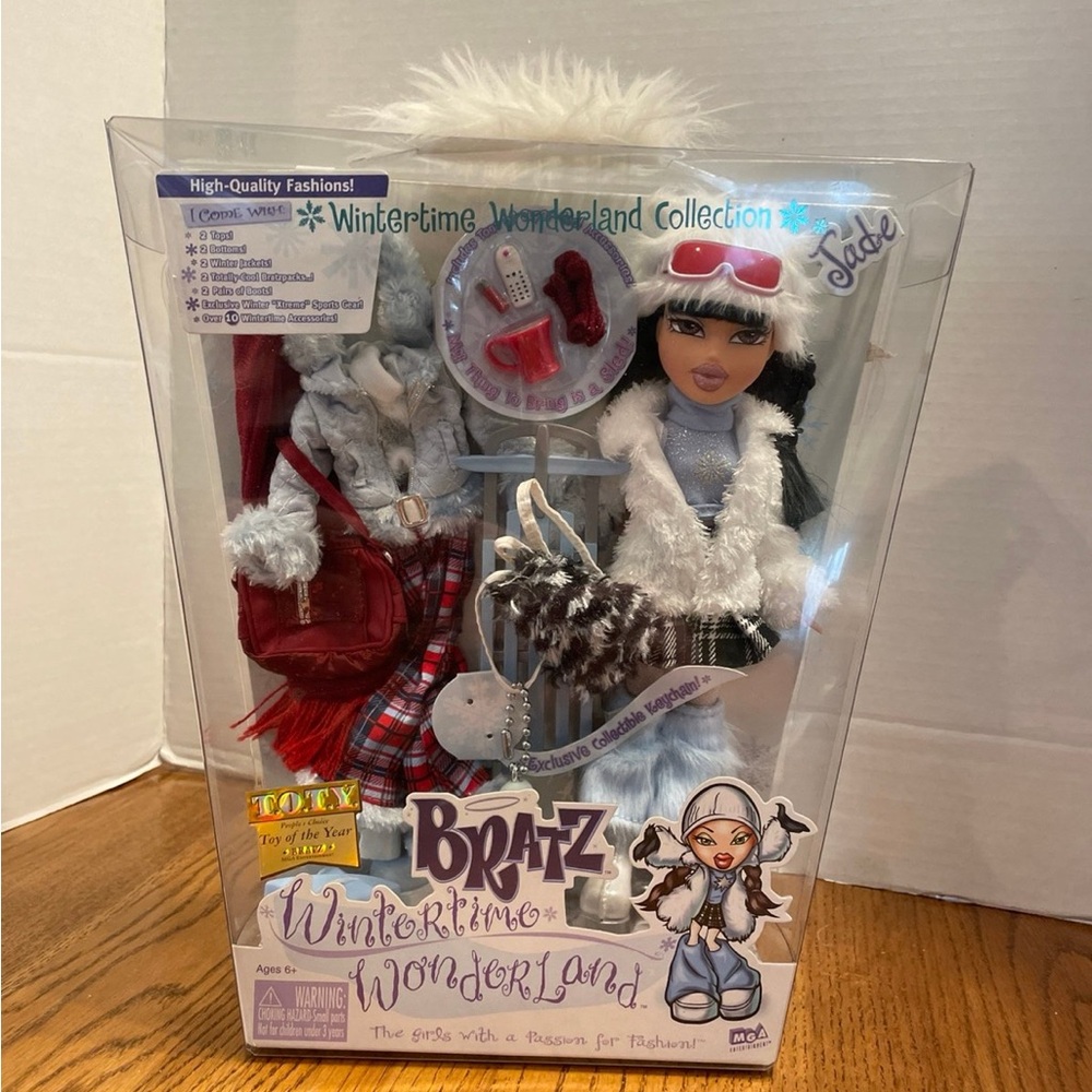 Bratz Wintertime Wonderland Collection - Jade w/ blue sled - NEW in BOX 2003